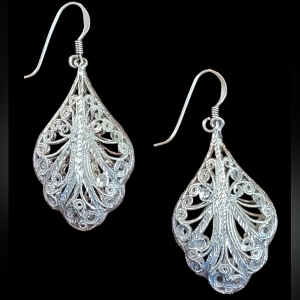 VINTAGE ESTATE 925 Stamped Silver Filagree 2" Dangle Earrings